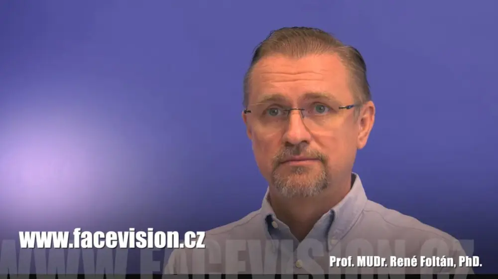 Zubn&iacute; implant&aacute;t a parodontitida?