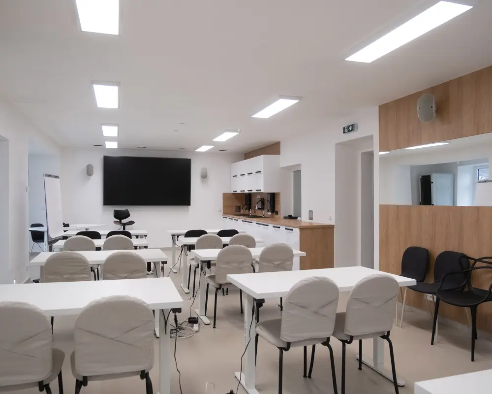 Konferenčn&iacute; m&iacute;stnost k pron&aacute;jmu
